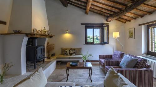 Koplietošanas atpūtas telpa ar TV, Ca Lucciola 12 by Marche Holiday Villas in Orciano di Pesaro