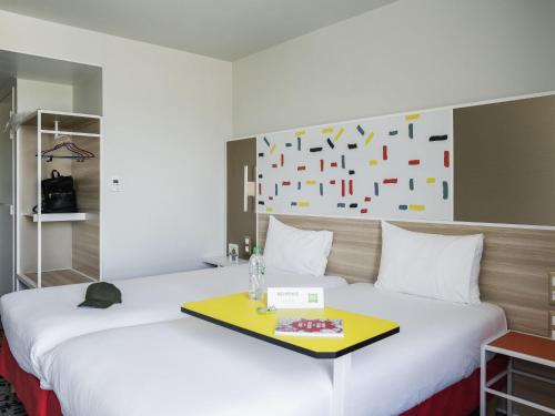 ibis Styles Guyancourt Versailles Room Type - Standard Family Suite with 2 connecting rooms