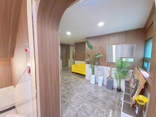 HILL HOUSE motel in Jungnang