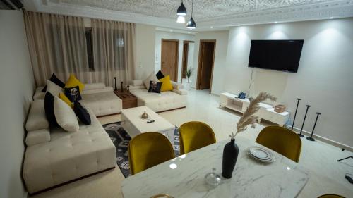 Appart Hotel Golden Sky Home in Beni Mellal