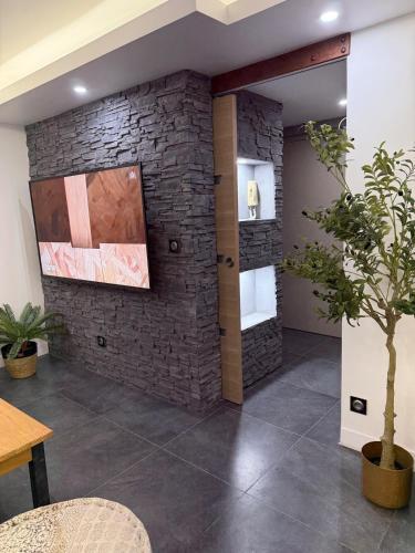 Terrasse privee, shower exterieur, parking privee in Ovalie