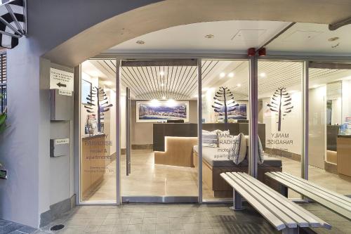 Entrance, Manly Paradise Motel and Apartments in Manly