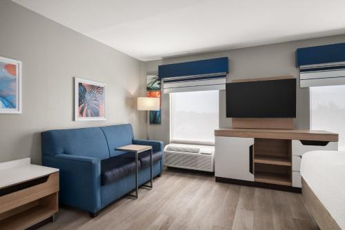 Hampton Inn & Suites Destin Sandestin Area - image 11