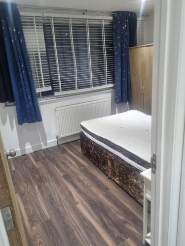 Large Rooms with Desk, Gardens & Great Transport, Welling (fotografie 4)