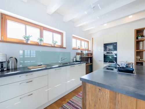 Apartment with Sauna and Ski In Out, Hollersbach im Pinzgau (foto 3)
