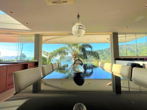 Mansão com vista panorâmica - instaestellacorretora – khách sạn tại Praia da Lagoinha