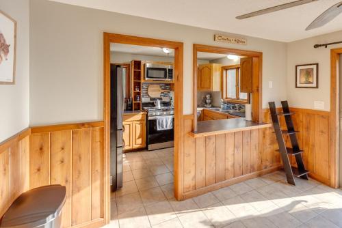 Your 5-BR White Mountain Retreat in ลิตเทิลตัน (NH)