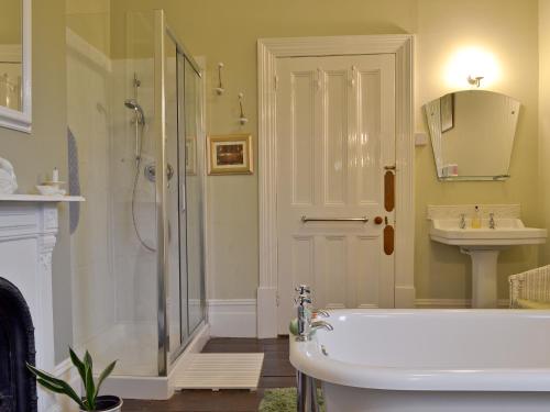 Hotellet från utsidan, Candlelight Cottage in Västra Ventnor