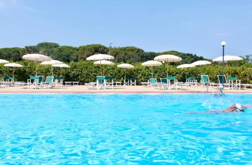 ISA - Apartments 4 beds in Residence Mirto and Corbezzolo with swimming-pool in San Vincenzo, San Vincenzo (photo 6)