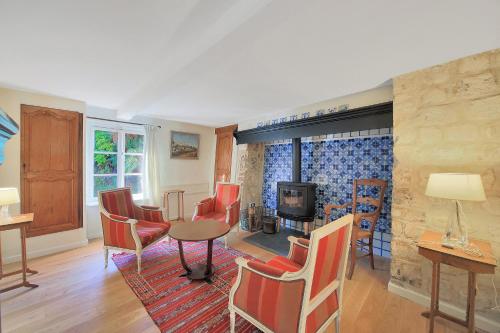 Mouchette - Avec grand jardin gîte à louer Bois de Sains