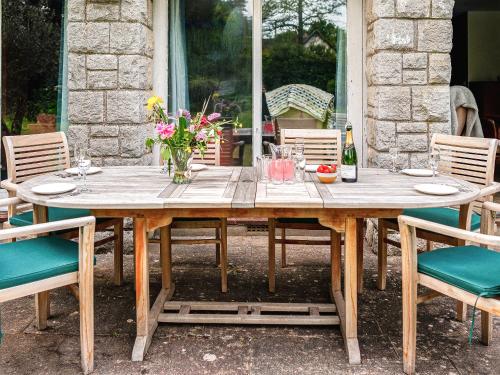 Exterior view, Moorlands in Chilcompton