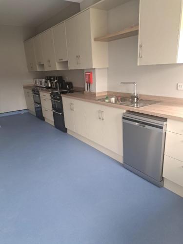 Direct Travel Stays in Cork Suburbs