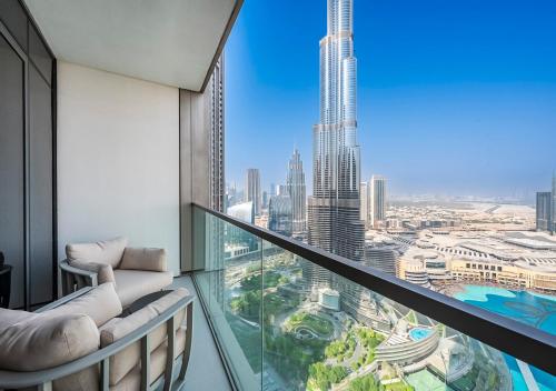 Chic 2 BR Burj Khalifa & Fountain view - image 13