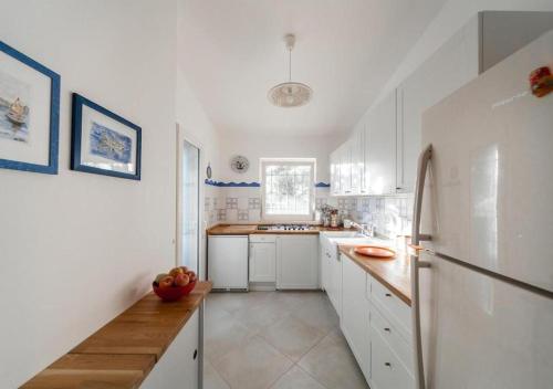 Kitchen, Villa Mari & Monticelli in Monticelli