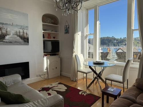 2 Dartview - Close to the Water, River Views, Ground Floor Access, Dartmouth (photo 2)
