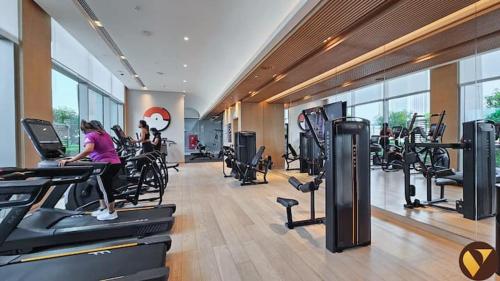 Vogue Downtown Stylish two Bedroom Apartment with Full Burj Khalifa View from Balcony and full amenities - Steps away From Dubai Mall and Burj Khalifa, Dubái (foto 5)