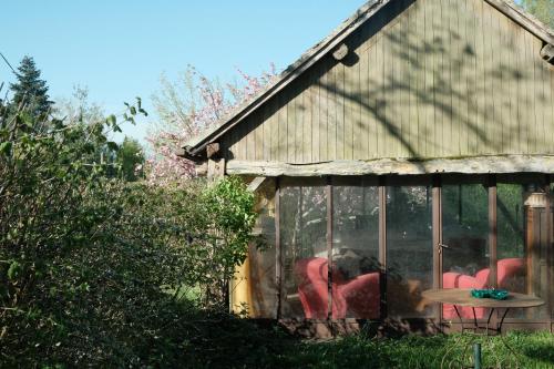 Perche King's Bedroom in MaisonNomadeChic in โนเซ