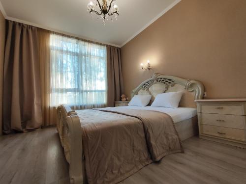 Двокімнатна , Троєщина, район 2, ТЦ район