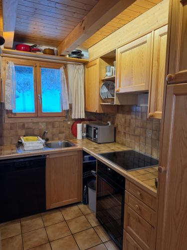 Authentic swiss chalet by Jolidi, Nendaz (foto 8)