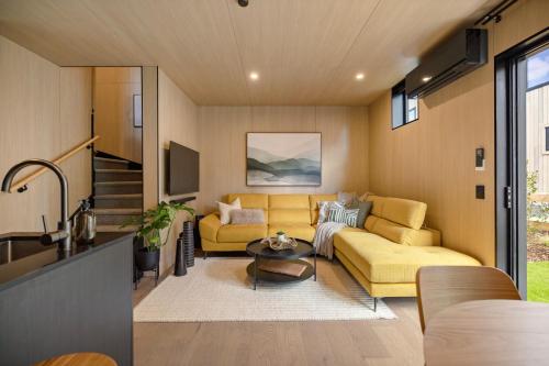 Villa XV Stylish and Contemporary Escape – khách sạn tại Frankton
