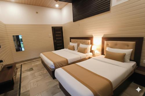 Mayur Resort in Mathura