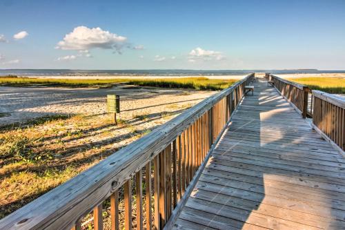 Pool Access and Balcony Hilton Head Resort Condo in ฮิลตัน เฮด ไอส์แลนด์ วอเตอร์ฟรอนต์