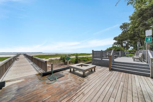 Pool Access and Balcony Hilton Head Resort Condo in ฮิลตัน เฮด ไอส์แลนด์ วอเตอร์ฟรอนต์