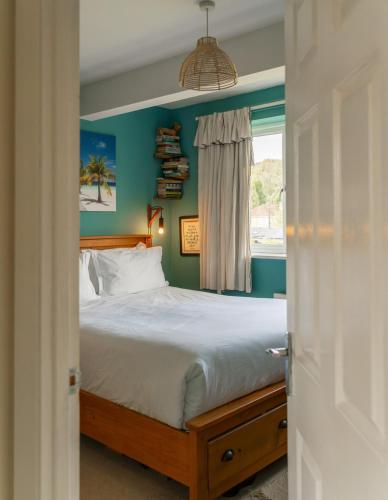 Lynfield - Spacious Family Home with Parking on the Outskirts of Bath, Bath (foto 4)