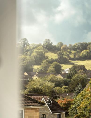 Lynfield - Spacious Family Home with Parking on the Outskirts of Bath, Bath (foto 6)