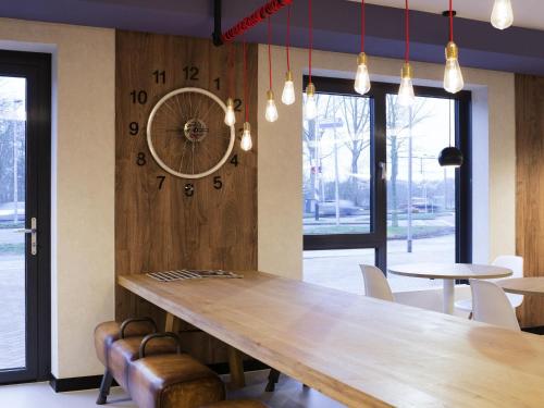 อาหารและเครื่องดื่ม, ไอบิส สไตล์ ฮาร์เลมซิตี้ (ibis Styles Haarlem City) in ฮาร์เลม