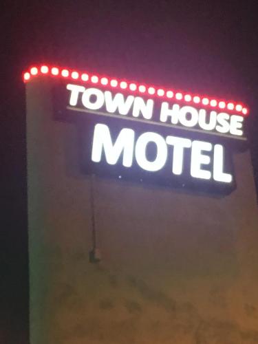 Town House Motel