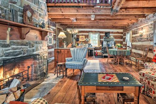 Cabin Vacation Rental about 8 Mi to Penn State! in State College, USA