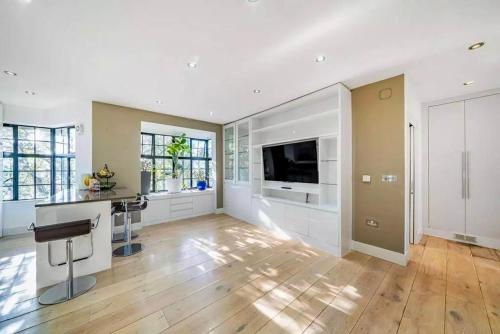 28 Harleyford court