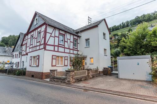Viesnīcas āriene, Gemütliches Haus inmitten schöner Natur mit Garten & Parkplatz (Gemutliches Haus inmitten schoner Natur mit Garten & Parkplatz) in Obernhof
