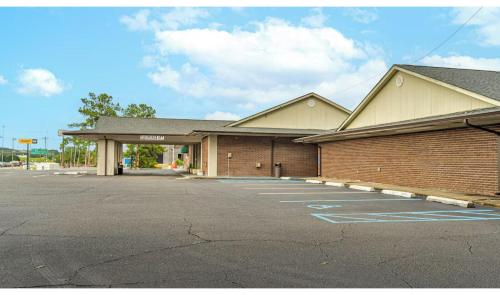 Northgate Inn by Townhouse Hattiesburg I-59
