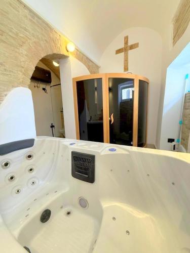 Karstais baseins, Charming Boutique B&B Hotel in Villalfonsina