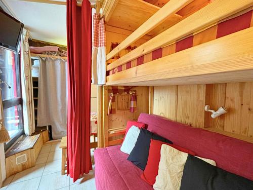 Charmant studio déco chalet aux Menuires, ski aux pieds, quartier Reberty 1850 - FR-1-452-283 (Studio chalet cosy aux Menuires - 2 pers, skis aux pieds, vue montagne, cuisine equipee - FR-1-452-2) in Reberty