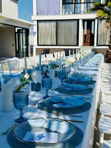 Isea Wood Villa in Rubik