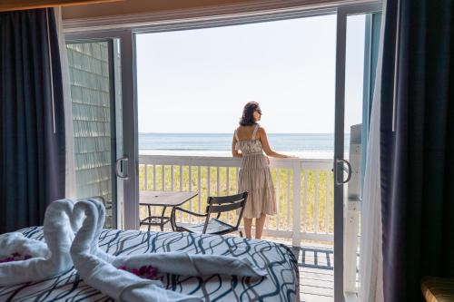 บริการและสิ่งอำนวยความสะดวก, Waves Oceanfront Resort in โอลด์ออร์ชาร์ดบีช (เมน)