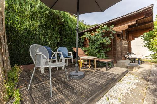 Dārzs, Gemütliches Haus inmitten schöner Natur mit Garten & Parkplatz (Gemutliches Haus inmitten schoner Natur mit Garten & Parkplatz) in Obernhof