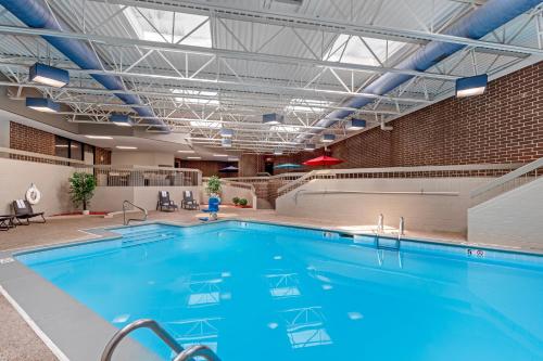 Úszómedence, Executive Residency by Best Western Waterloo & Cedar Falls in Waterloo (Iowa)