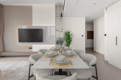 Private Pool Retreat Chic 2BR Sleeps 8, Dubaj (fotografie 3)