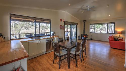 Tiny Away Escape at Granite Belt - Sommerville Valley in Stanthorpe