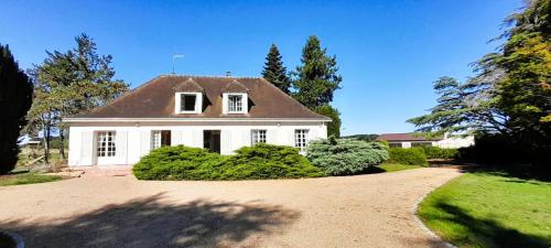Le gite du Brossat 10 pers jardin wifi gîte à louer Tilliaire