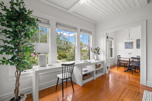 The Adaline Room #8 - Beautiful Hyde Park Apt, 2nd Floor, Steps to Bayshore in Tampa, USA