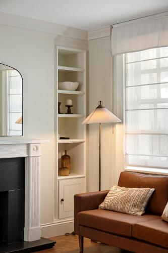 Charming Family Retreat 4BR Marylebone - image 5