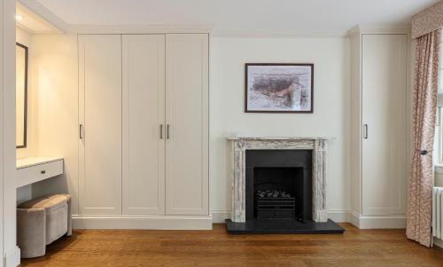 Charming Family Retreat 4BR Marylebone - image 13