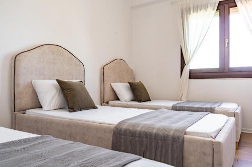 Emma Apartments Central 2BR, 2 Bath & Balcony, Tirana (fotografie 5)