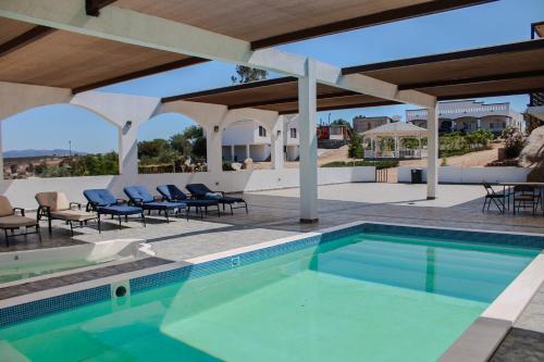 Swimming pool, Colibri Tiny House in San Marcos