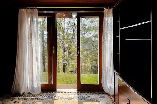 H23 Casa com Jacuzzi em campos do Jordão (H23 Casa com Jacuzzi em campos do Jordao) in 聖克拉拉